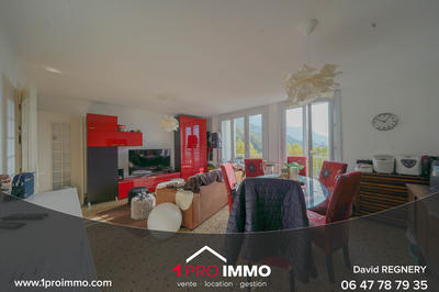 Appartement - 67 m² - 4 pièces