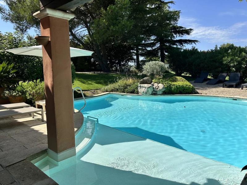 Maison - 137 m² - 4 pièces