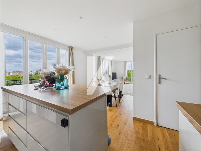 Appartement - 111 m² - 5 pièces