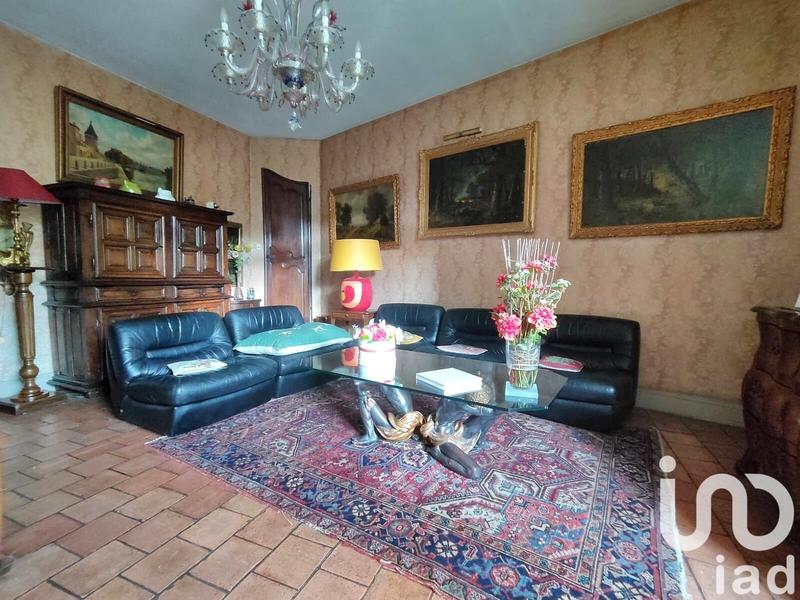 Maison - 217 m² - 7 pièces