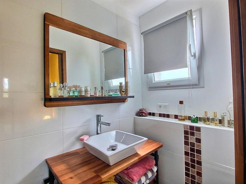 Maison - 300 m² - 7 pièces