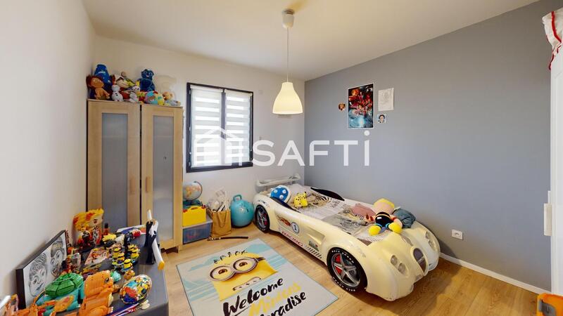 Maison - 120 m² - 6 pièces