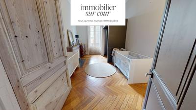 Appartement - 118 m² - 4 pièces