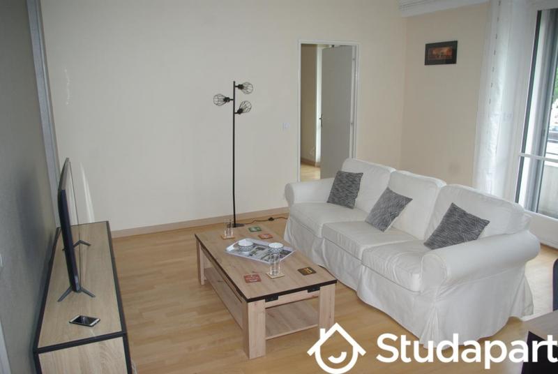 Chambre - 13 m² - 1 pièce