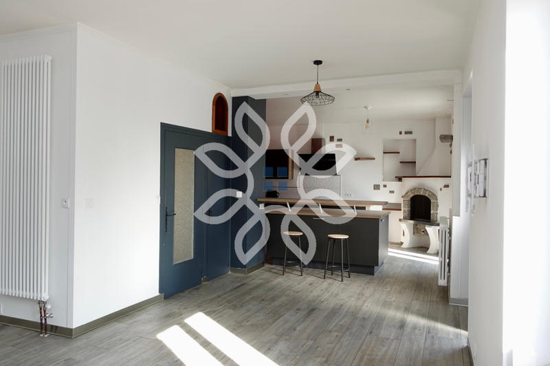 Maison - 94 m² - 4 pièces