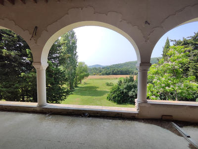 Propriété - 188 m² - 7 pièces