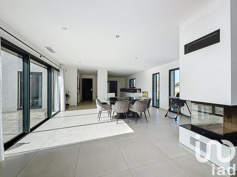 Maison - 170 m² - 5 pièces