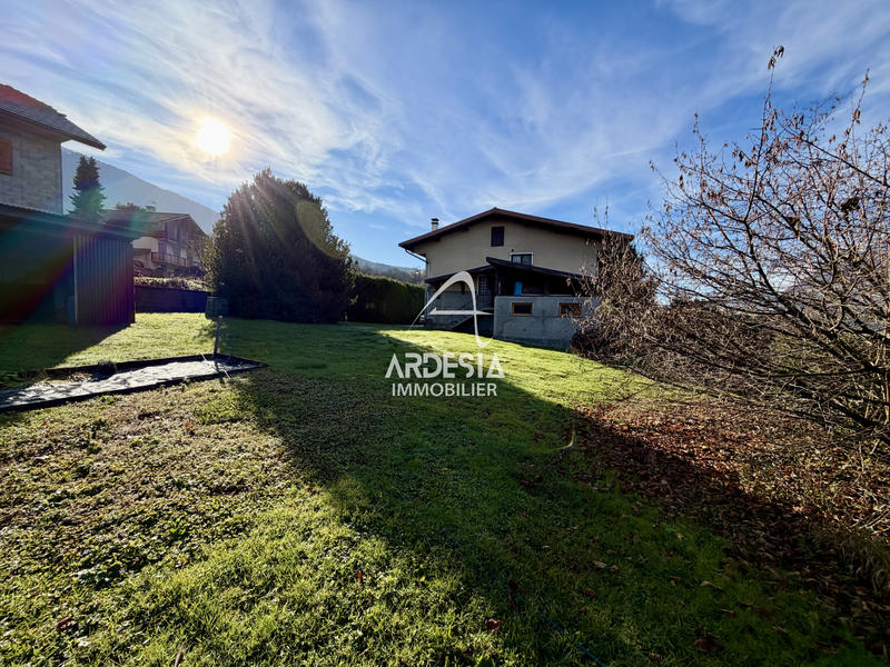 Maison - 115 m² - 7 pièces