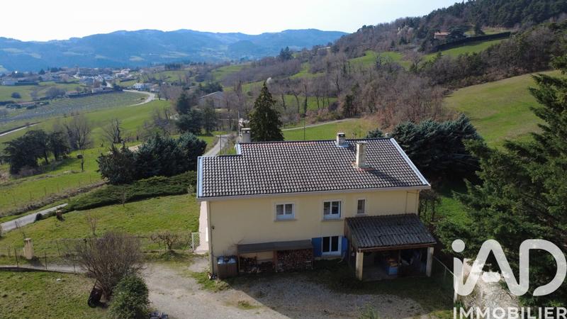 Maison - 200 m² - 6 pièces