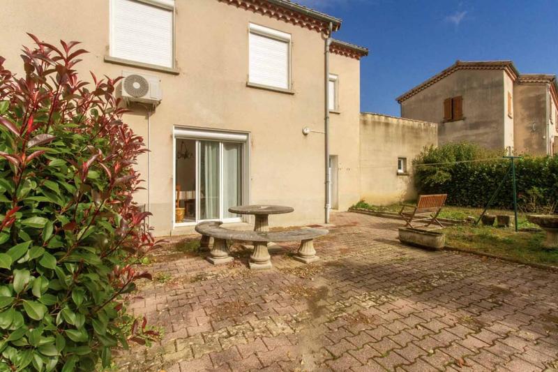 Maison - 83 m² - 5 pièces