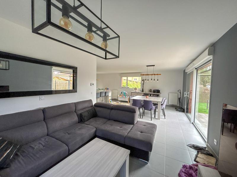 Maison - 101 m² - 5 pièces