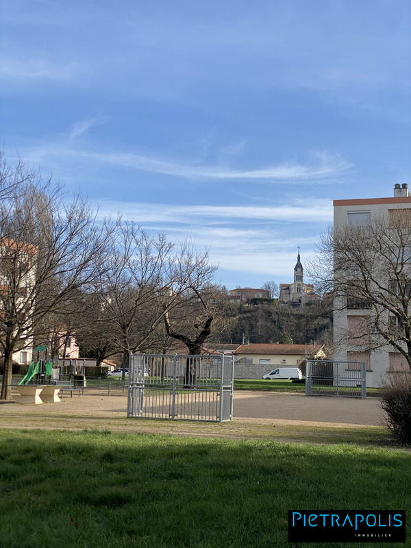 Appartement - 65 m² - 3 pièces