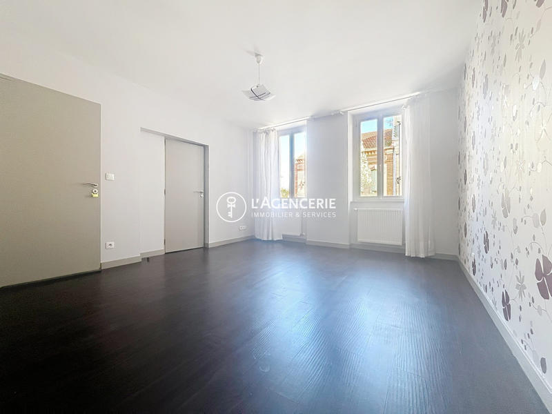 Maison - 115 m² - 4 pièces