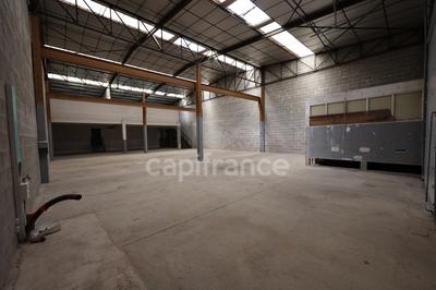 Local d'activité / Entrepôt - 577 m² - 1 pièce