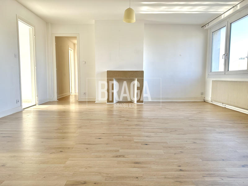 Appartement - 107 m² - 5 pièces