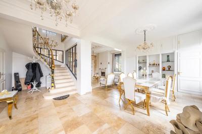 Château - 1 000 m² - 7 pièces