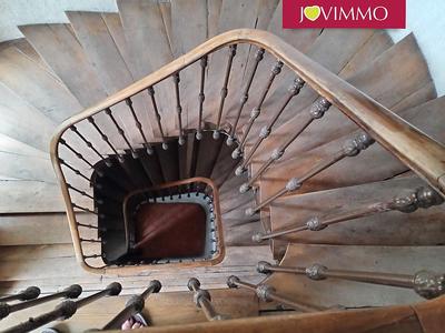 Maison - 198 m² - 9 pièces