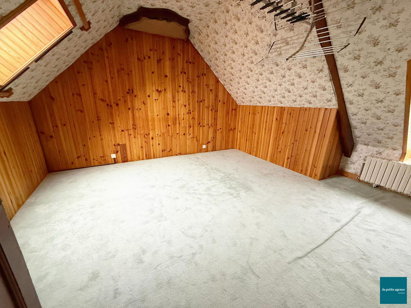 Maison - 175 m² - 7 pièces