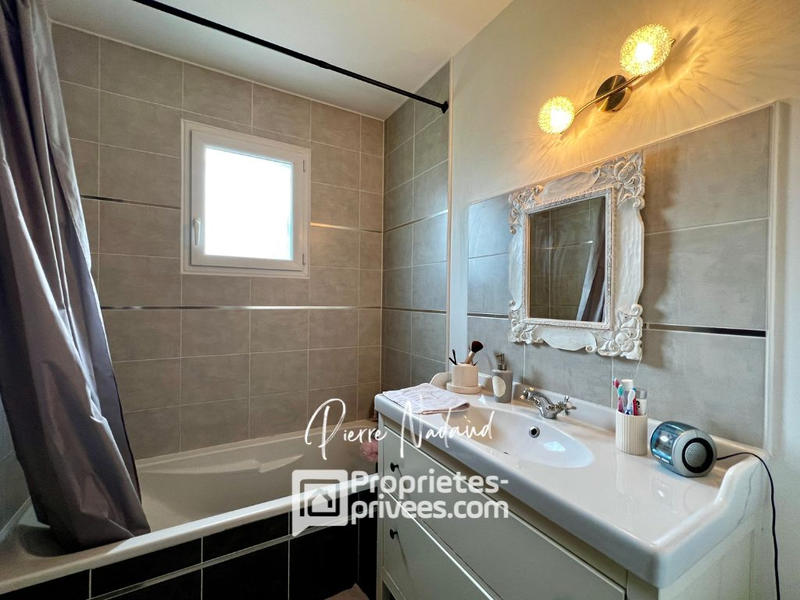 Maison - 87 m² - 4 pièces