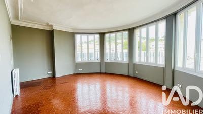 Appartement - 82 m² - 3 pièces