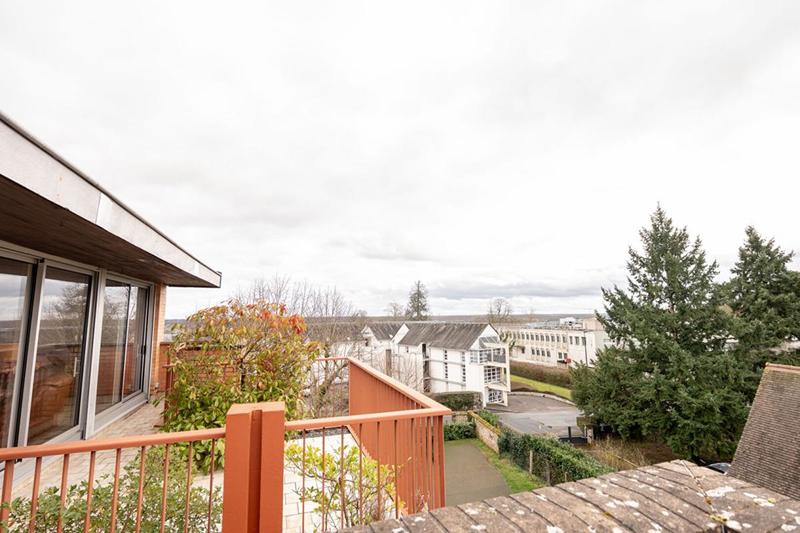 Appartement - 105 m² - 4 pièces