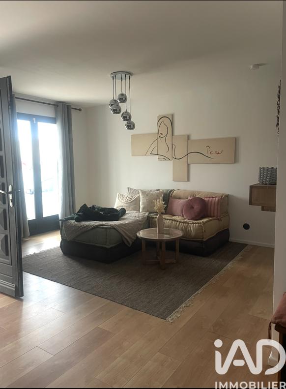 Maison - 95 m² - 4 pièces