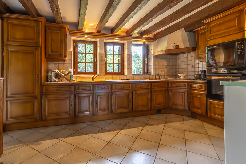 Longère - 372 m² - 17 pièces