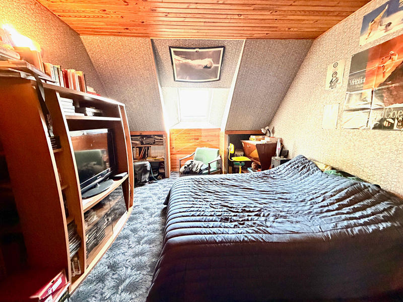 Maison - 240 m² - 10 pièces