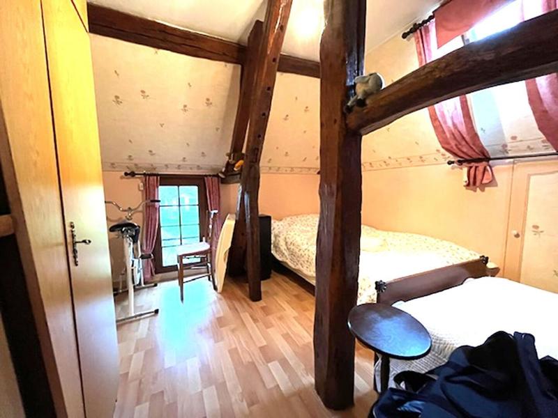 Maison - 106 m² - 7 pièces