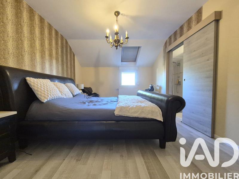 Maison - 122 m² - 5 pièces