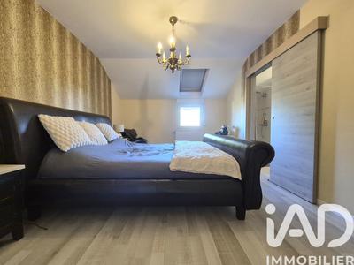 Maison - 122 m² - 5 pièces