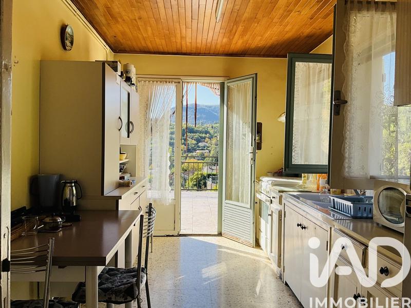 Maison - 94 m² - 4 pièces