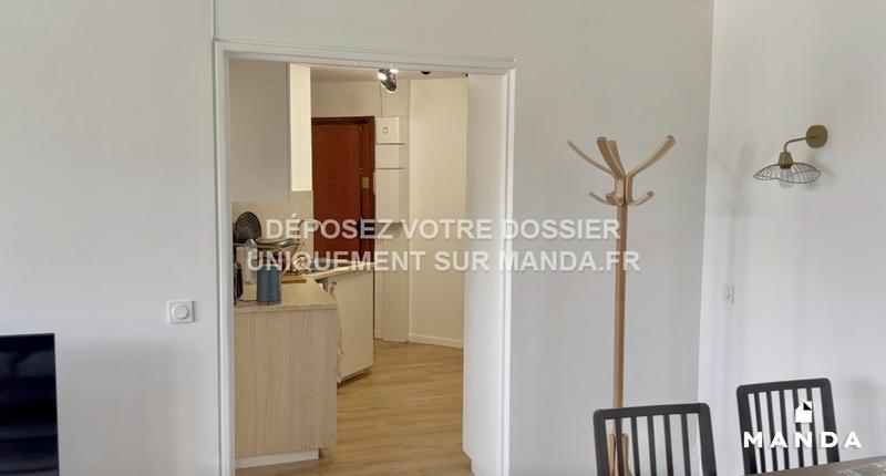 Chambre - 12 m² - 5 pièces