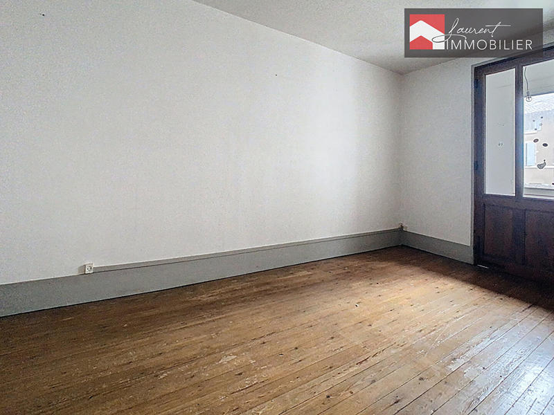 Maison - 210 m² - 10 pièces