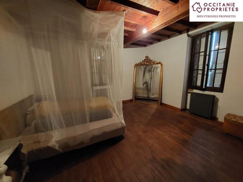 Maison de maîtres - 150 m² - 6 pièces