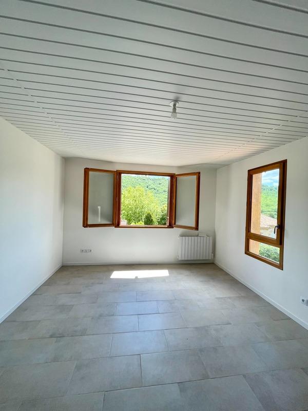 Maison - 107 m² - 4 pièces