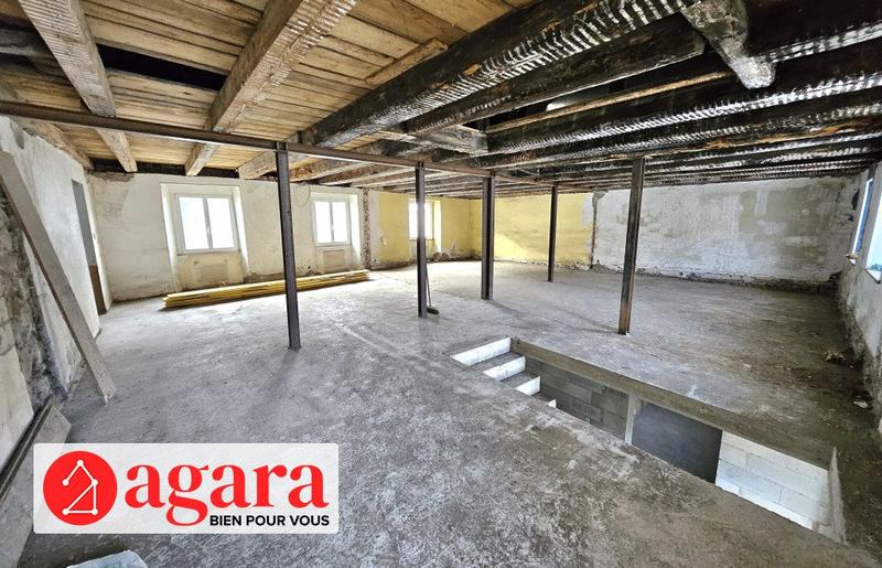 Maison - 163 m² - 3 pièces