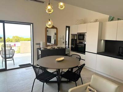 Appartement - 70 m² - 4 pièces