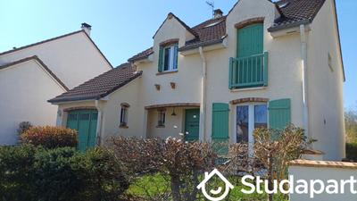 Chambre - 12 m² - 1 pièce