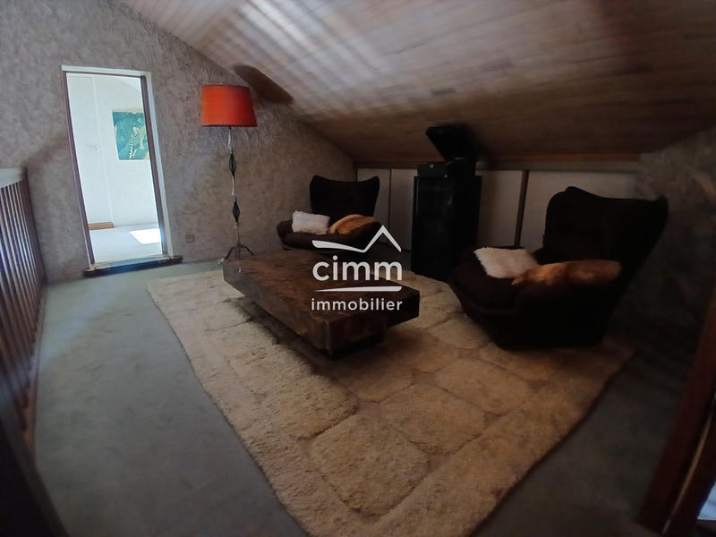 Villa - 170 m² - 6 pièces