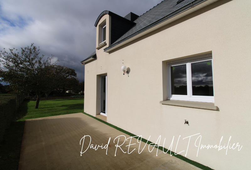 Maison - 150 m² - 10 pièces