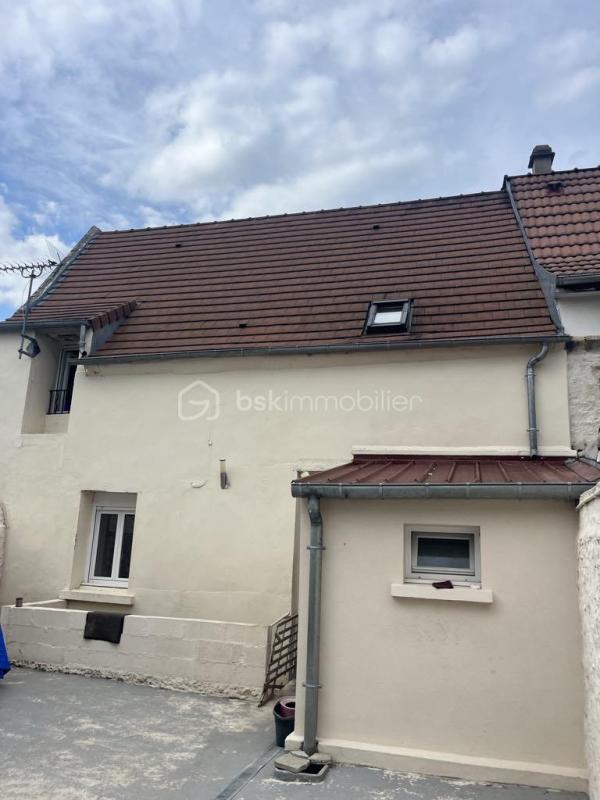 Maison - 87 m² - 4 pièces