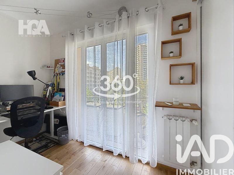 Appartement - 97 m² - 5 pièces