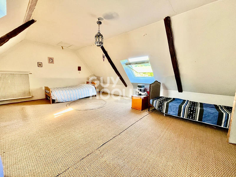 Maison - 252 m² - 8 pièces