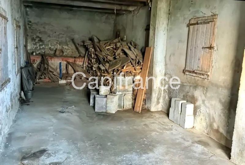 Maison - 220 m² - 8 pièces