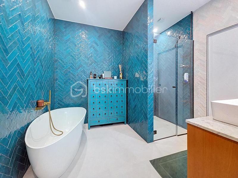 Maison d'architecte - 229 m² - 7 pièces