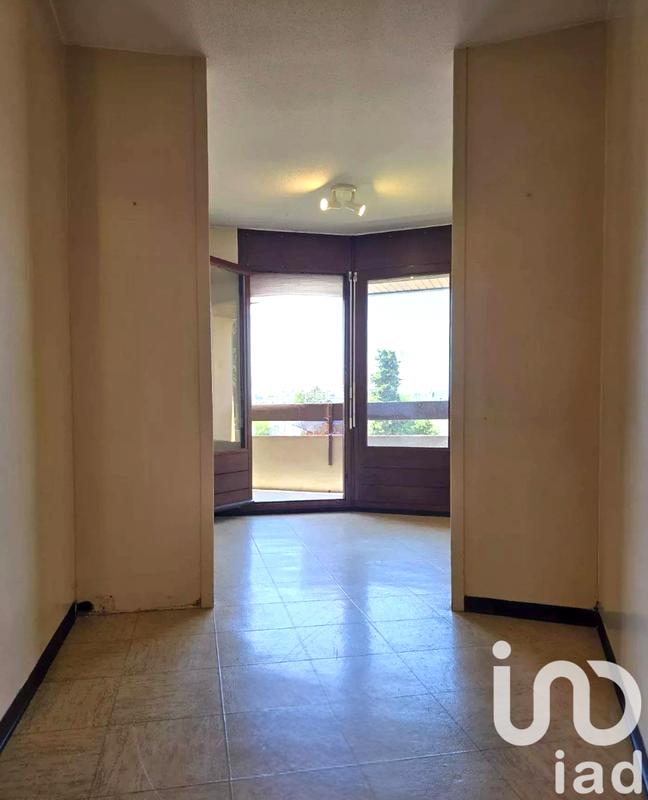 Appartement - 83 m² - 3 pièces