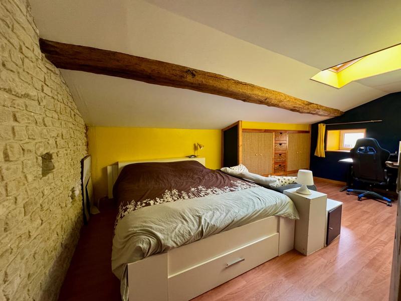 Maison - 245 m² - 8 pièces