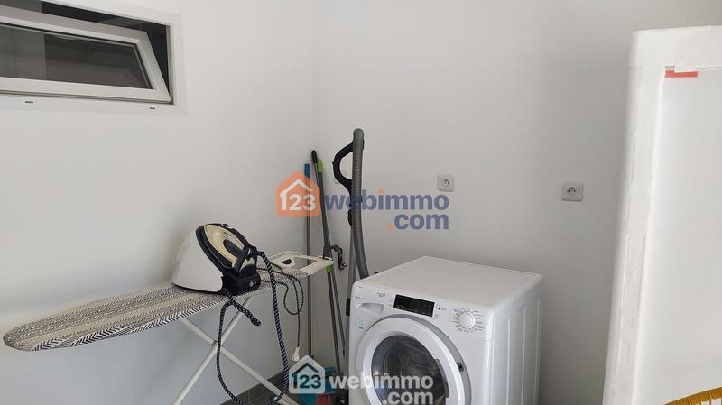 Maison - 200 m² - 10 pièces