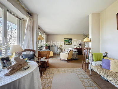 Appartement - 95 m² - 5 pièces